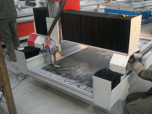 雕刻機冬季使用保養(yǎng)注意事項